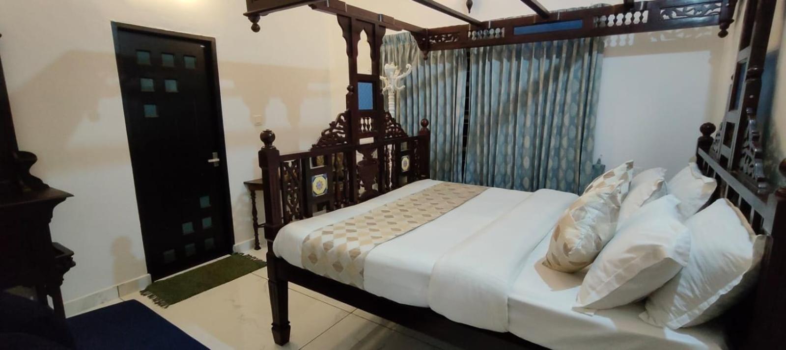 Padikkal Bungalow Витірі Екстер'єр фото